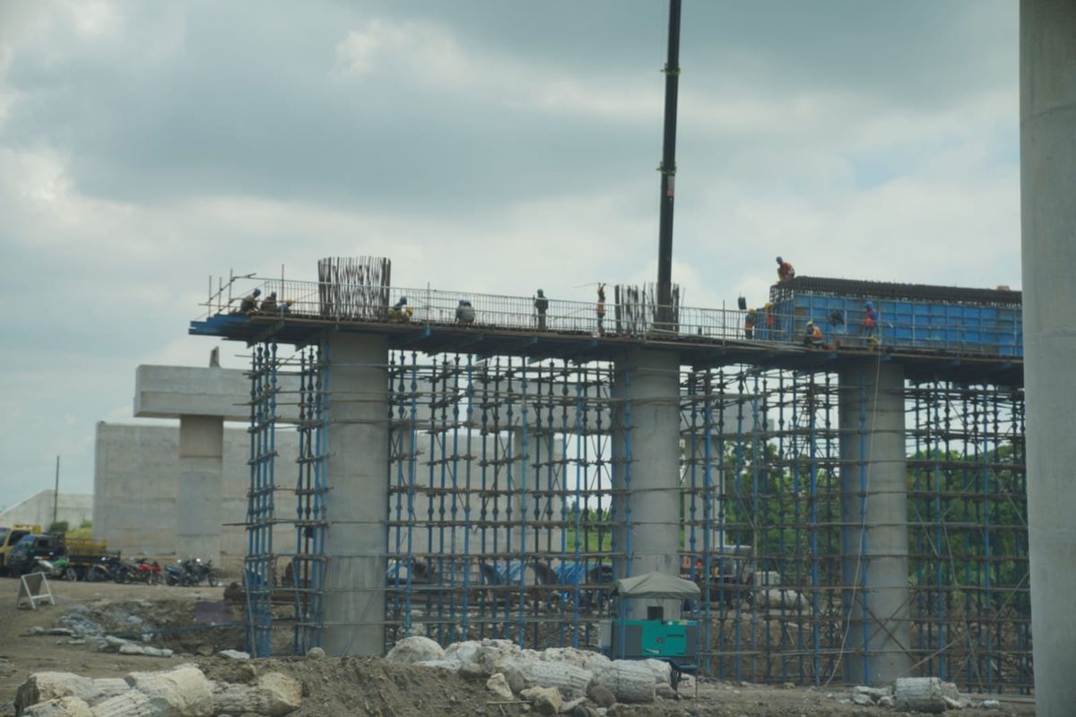 Progres pembangunan Jalan Tol Solo-Yogyakarta-Yogyakarta International Airport (YIA) Kulon Progo seksi 1 Paket 1.1 Kartasura-Klaten per November 2022