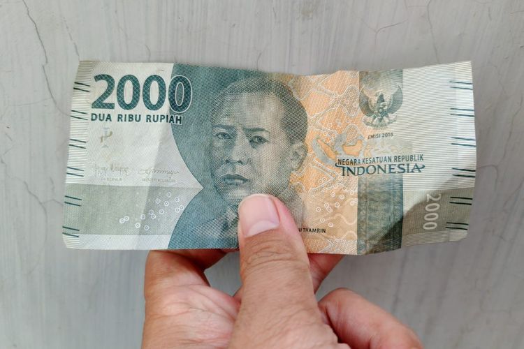 Lembaga yang Berwenang Mengendarkan Uang Kartal di Semua Negara