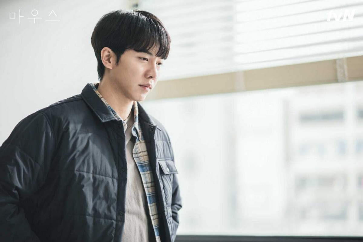 Lee Seung Gi dalam serial drama Mouse (2021).