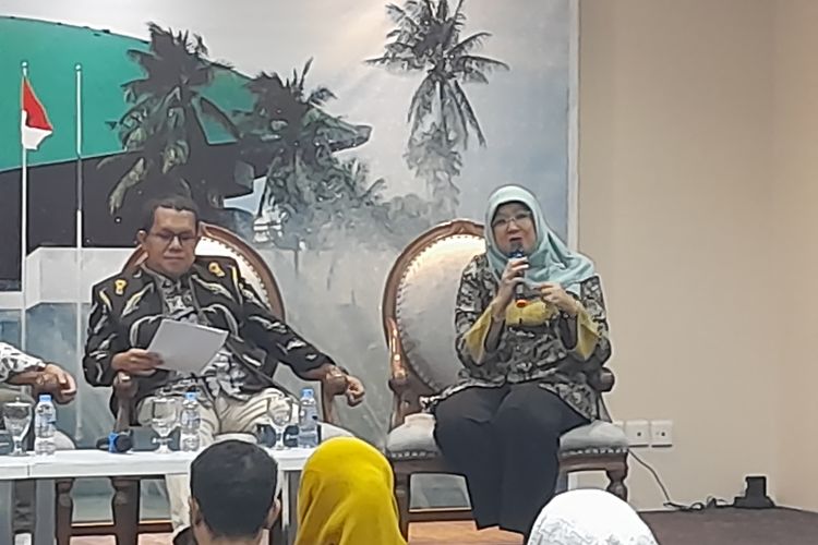Kepala Biro Komunikasi dan Pelayanan Publik Kemenkes, Siti Nadia Tarmizi dalam diskusi di Gedung DPR, Senayan, Jakarta, Kamis (31/8/2023).