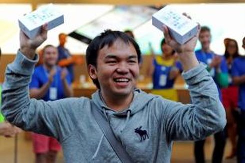 Orang Indonesia Jadi Pemilik iPhone 5S Pertama di Dunia