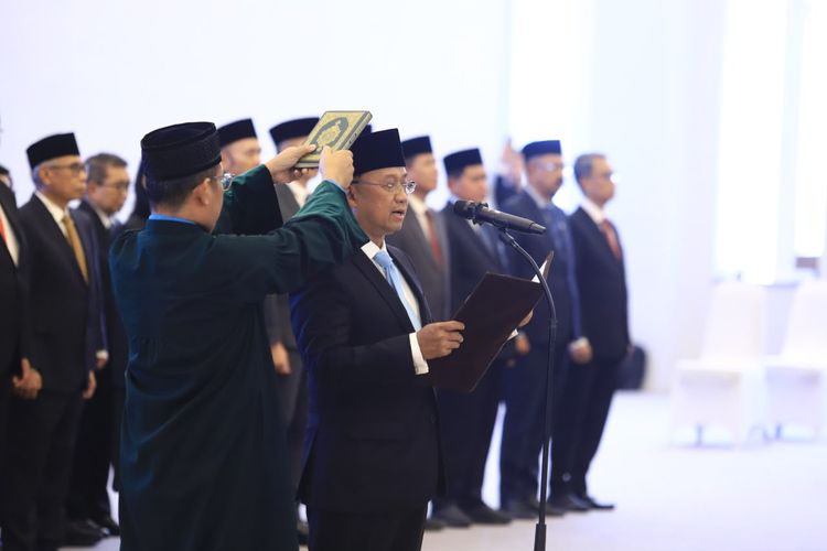 Sarjito Resmi Pimpin Pengawas Bursa Mineral OJK, Bidik Indonesia Tak Lagi Jadi Price Taker
