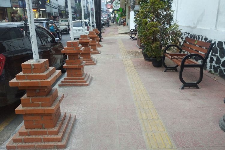 Ornamen Budaya Sunda di Trotoar Sukajadi Viral, Warga: Bagus, tapi Kayak Bukan Bandung