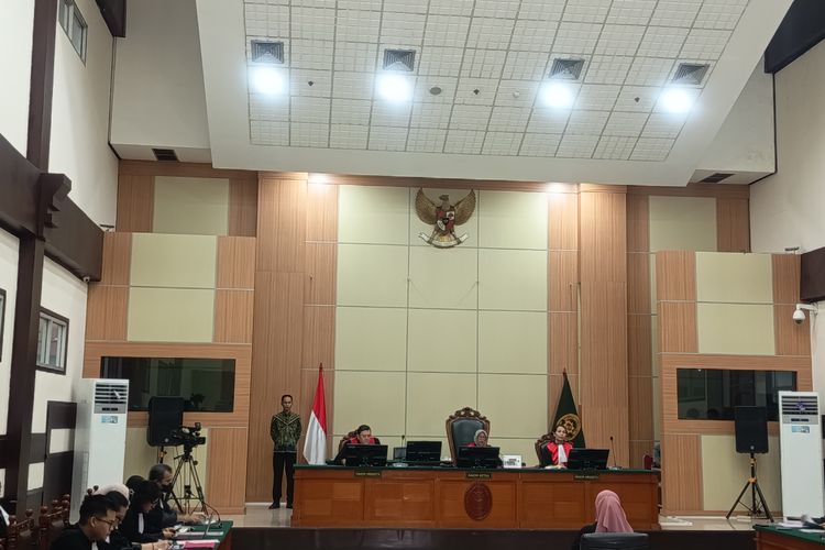 Bukan untuk Penjarakan Dokter Tifa, Ini Alasan Pihak Jokowi Tempuh Jalur Pidana soal Polemik Ijazah