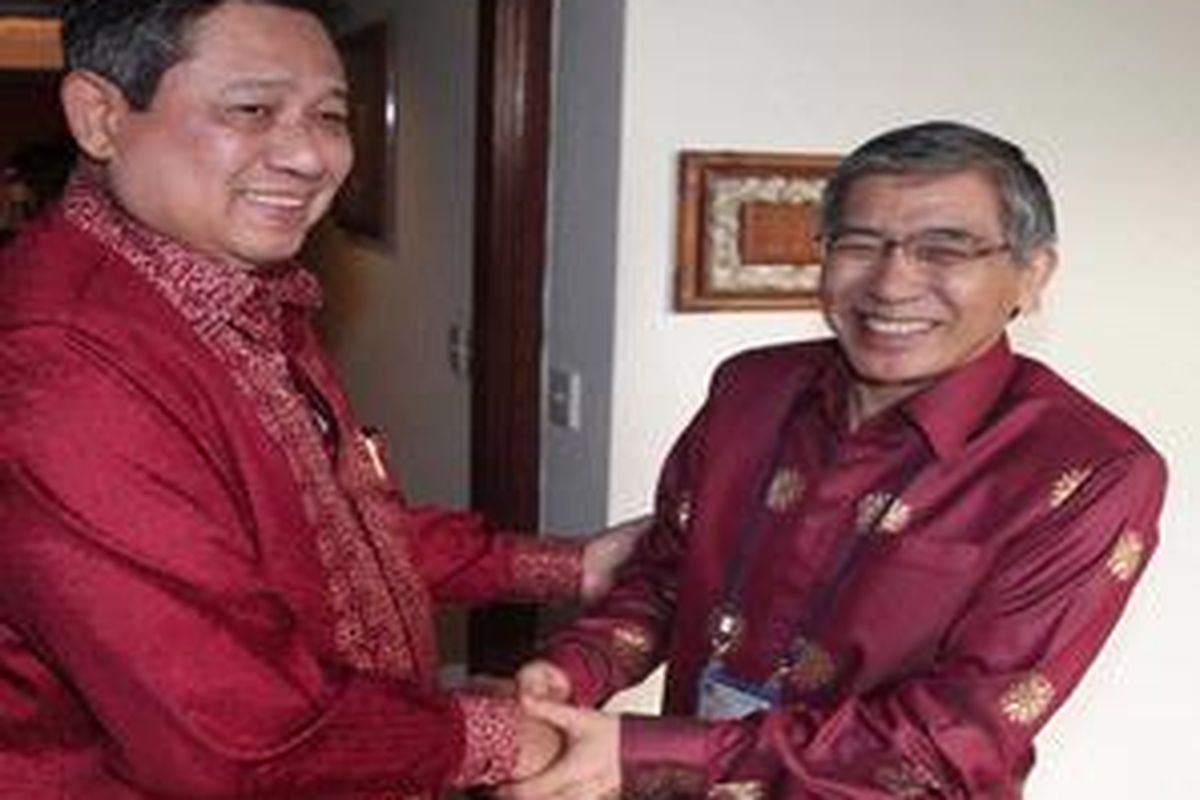Presiden Susilo Bambang Yudhoyono dan Presiden ADB Haruhiko Kuroda.