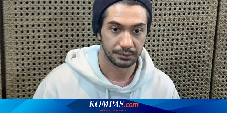 Keresahan dan Kerinduan Reza Rahadian dalam "Sementara, Selamanya"