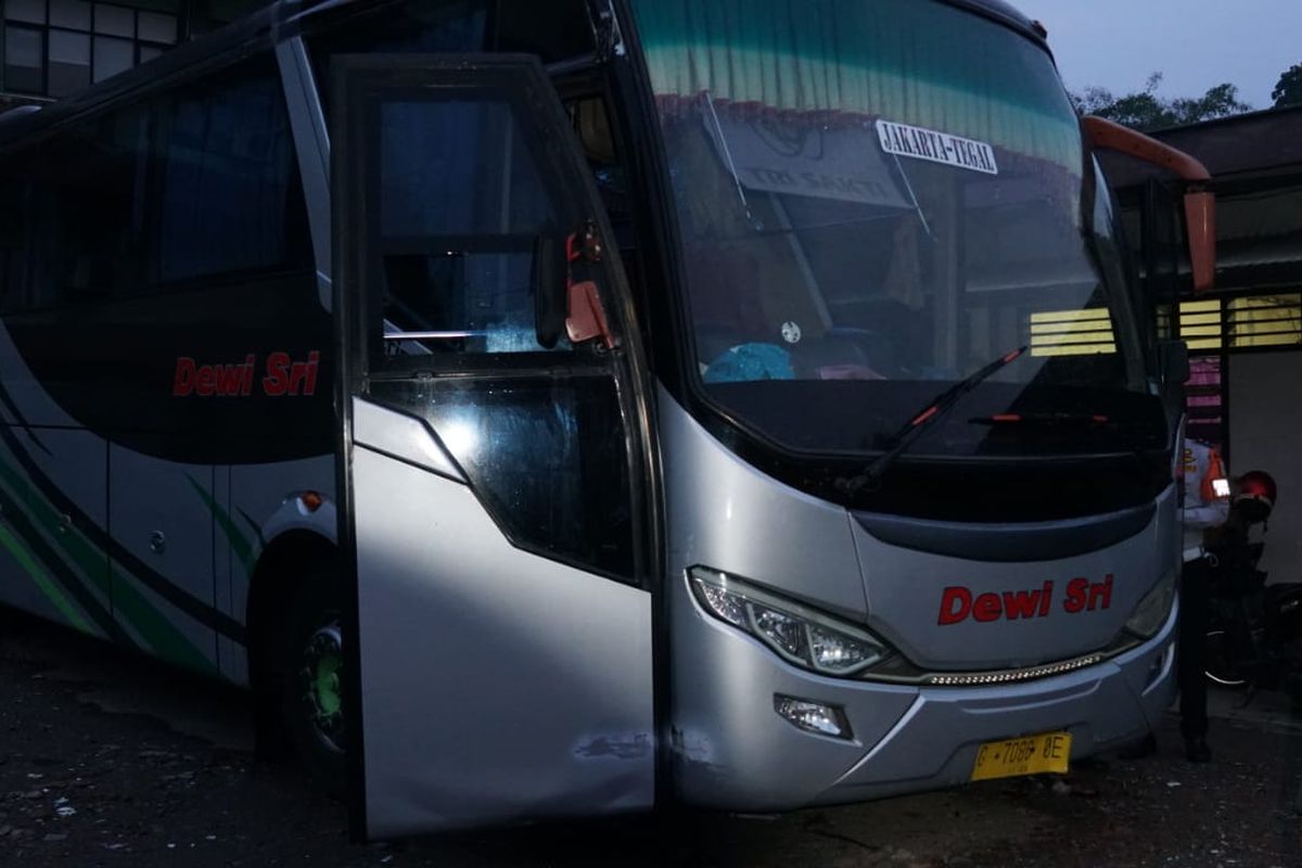 Bus AKAP Dewi Sri berhasil dikandangkan Kemenhub karena langgar PPKM Darurat