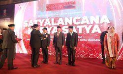 Jadi Teladan, 12 PNS Raih Kota Makassar Satyalancana Karya Satya