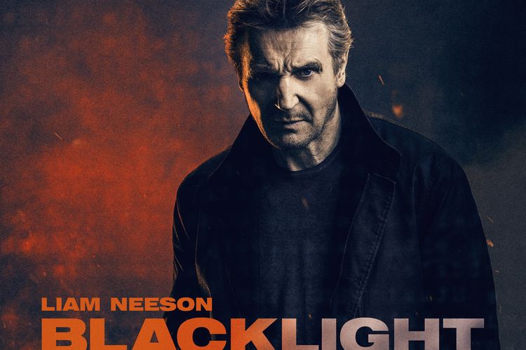 Liam Neeson dalam film Blacklight (2022)