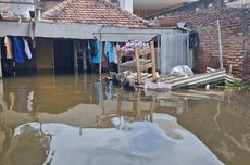 Cerita Mahasiswi di Semarang Kesulitan Cari Makan karena Banjir Kepung Kosnya