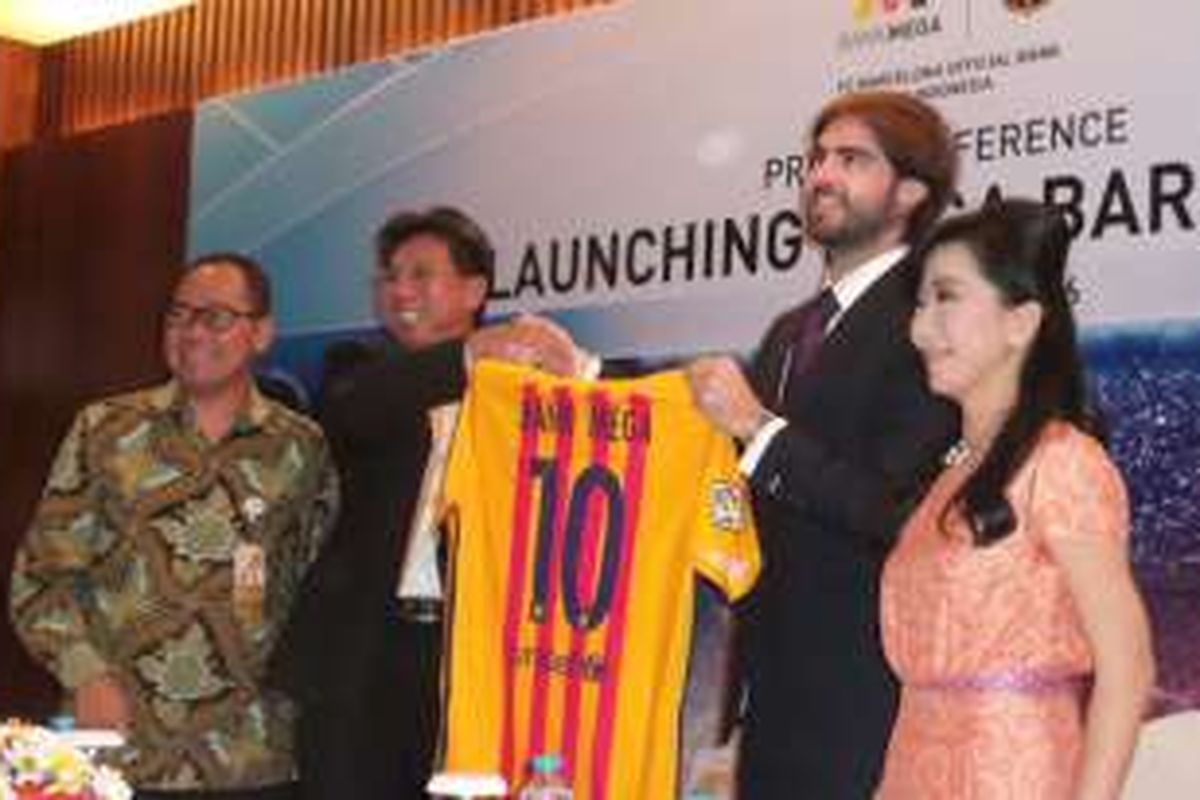 Launching Mega Barça Card di Jakarta, Senin (9/5/2016).