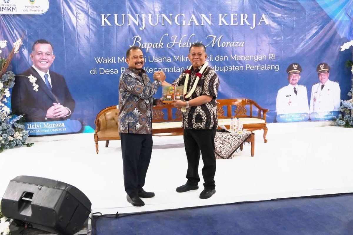 Kunjungan Kerja Wakil Menteri Usaha Mikro, Kecil dan Menengah (UMKM) Helvi Moraza di Desa Beluk Kecamatan Belik, Jumat (24/10/2025).