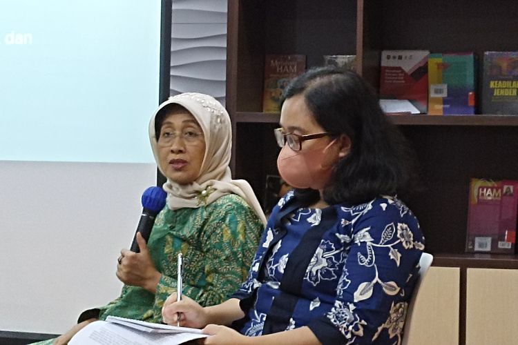 Tenaga Ahli Utama Kantor Staf Presiden (KSP) Siti Ruhaini Dzuhayatin mengatakan pasal penghinaan presiden di dalam draf RKUHP merupakan delik aduan, relawan tak bisa melaporkan, Jumat (9/9/2022).