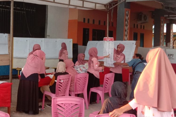 PILIHAN ULANG: Tiga TPS di Kabupaten Bone, Sulawesi Selatan akan menggelar pencoblosan ulang lantaran ditemukan pelanggaran dalam proses pencoblosan Pemilu 2024.