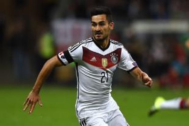 Gelandang tim nasional Jerman, Ilkay Gundogan, tampil pada laga kualifikasi Piala Eropa 2016 kontra Polandia di Stadion Frankfurt am Main, 4 September 2015.