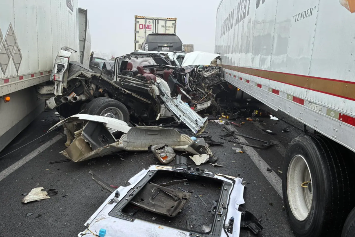 Kecelakaan beruntun di California libatkan 59 kendaraan pada Sabtu (31/1/2026).