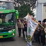 Tangis Haru Warnai Pelepasan 672 Jemaah Haji asal Kota Malang ke Asrama Sukolilo, Wali Kota Menyusul