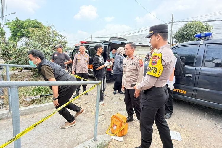 Warga Klaten Ditemukan Meninggal di Gerai ATM Karanganyar, Tak Ada Tanda Kekerasan