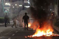 Amarah Demonstran, 3 Pos Polisi Dibakar dan 1 Dirusak