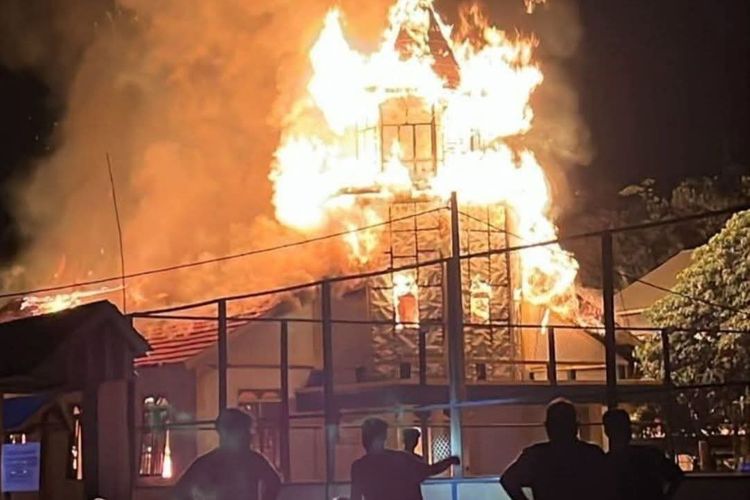 Gereja Katolik Santo Yosep di Pedalaman Nunukan Habis Terbakar