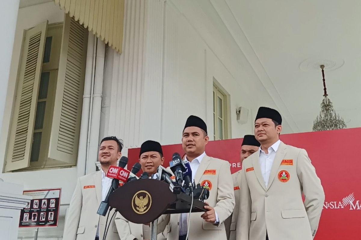 Profil Dzulfikar Ahmadi Tawalla, Wamen Perlindungan Pekerja Migran ...