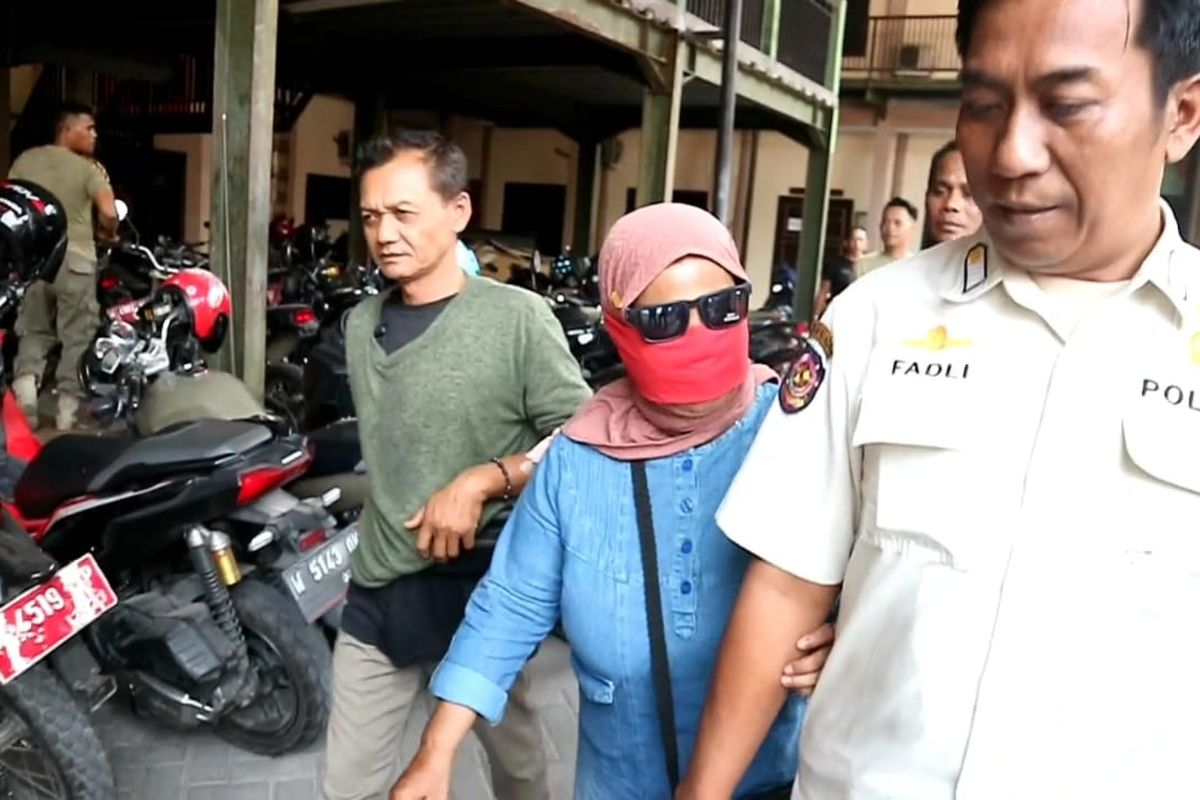 Masriah saat berada di Kantor Satpol PP Sidoarjo