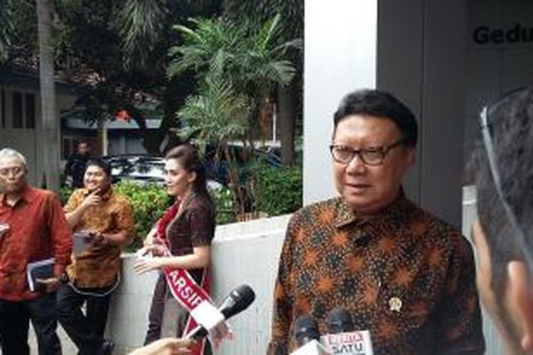 Menteri Dalam Negeri Tjahjo Kumolo, saat ditemui di Gedung Arsip Nasional RI, Jakarta, Selasa (26/5/2015).