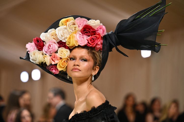 Deretan Tamu dan Host Met Gala 2025, Siapa Saja yang Hadir Tahun Ini?
