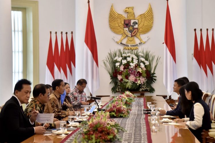 Presiden Joko Widodo bertemu pendiri sekaligus Executive Chairman Alibaba Group Jack Ma, di Istana Kepresidenan Bogor, Sabtu (1/9/2018).