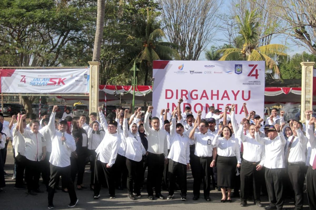 Sinergi BUMN dalam HUT Kemerdekaan RI ke-74 di Lombok, NTB, Sabtu (17/8/2019).