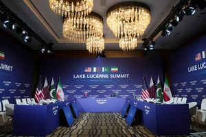 Sempat Diwarnai Walk Out, Negosiasi AS-Iran Berlanjut hingga Malam