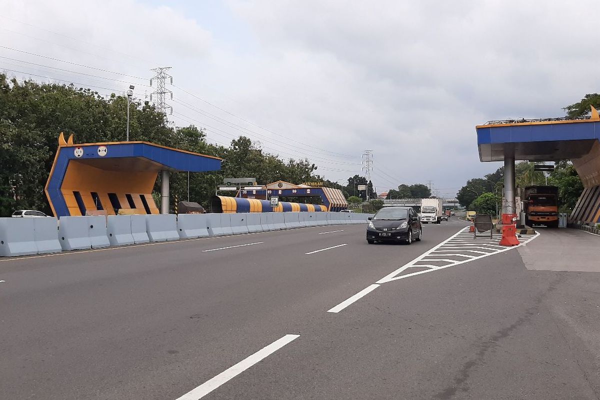 Ruas jalan tol Manyaran Semarang, Rabu (20/4/2022)