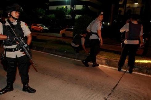 Rekaman CCTV Tunjukkan Pelaku Penembakan Ambil Pistol Bripka Sukardi