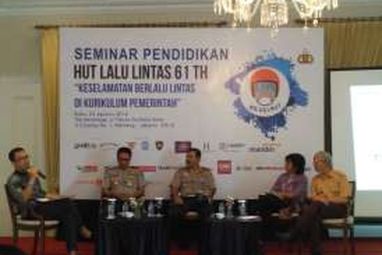 Seminar Pendidikan HUT Lalu Lintas ke-61 bertajuk 