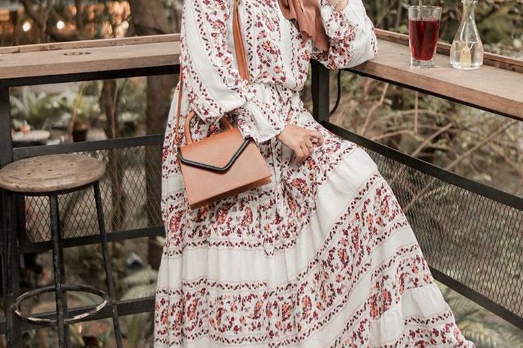 Model gamis dari Baneska Official.