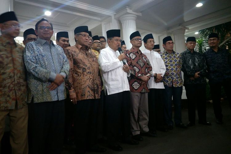 Wapres Jusuf Kalla silaturahim dengan tokoh-tokoh Islam