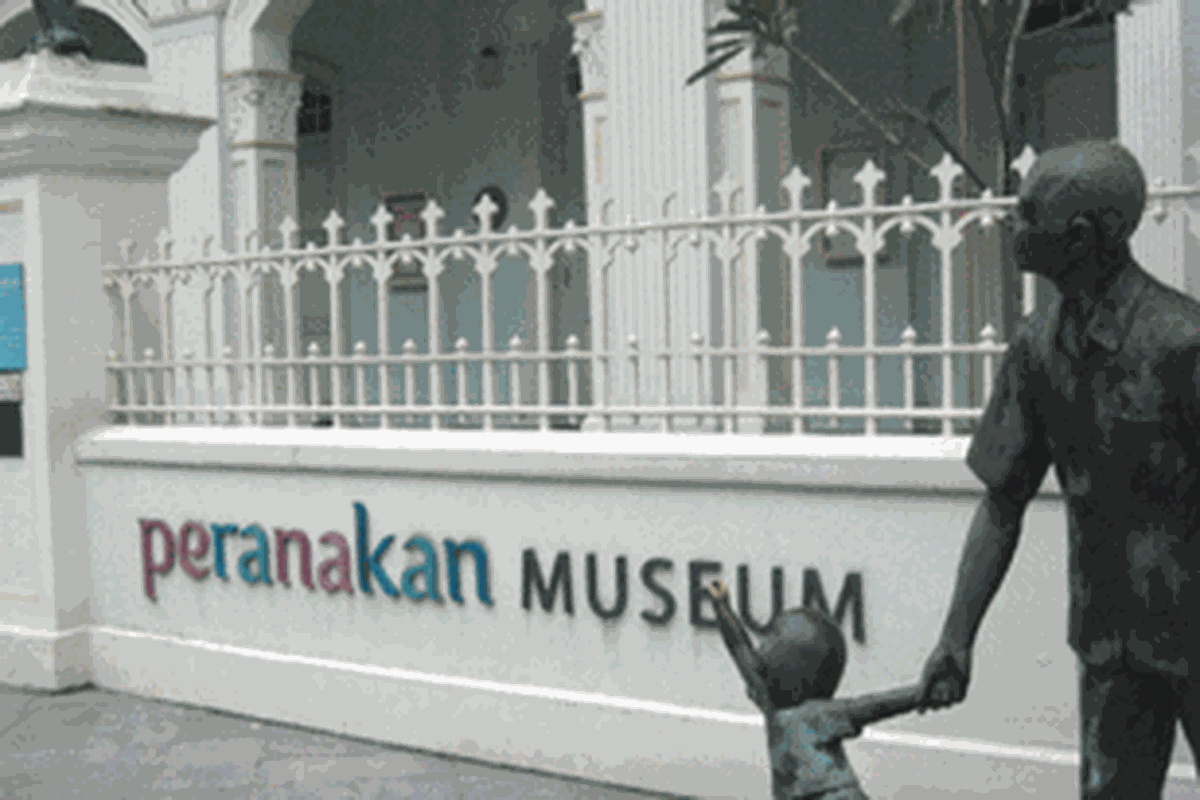 Museum Peranakan di Armenian Street, Singapura. Museum Peranakan ini menghadirkan sejarah mengenai perkawinan campuran antara etnis China di Singapura dengan berbagai ras lainnya seperti India dan Melayu.