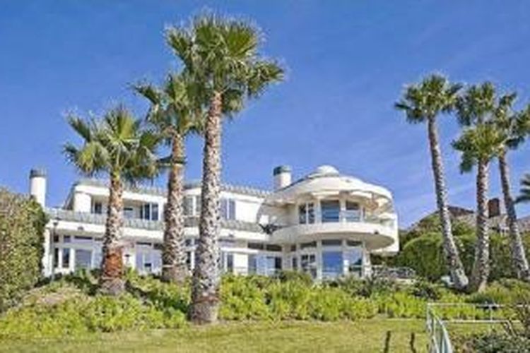Rumah milik Mariah Carey yang disewakan seharga 1000 dollar AS di Malibu, Amerika Serikat.