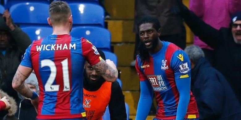 Emmanuel Adebayor ketika masih berkostum Crystal Palace. Dia mencetak gol pertamanya bagi Crystal Palace pada laga versus Watford di Selhurst Park, Sabtu (13/2/2016). 