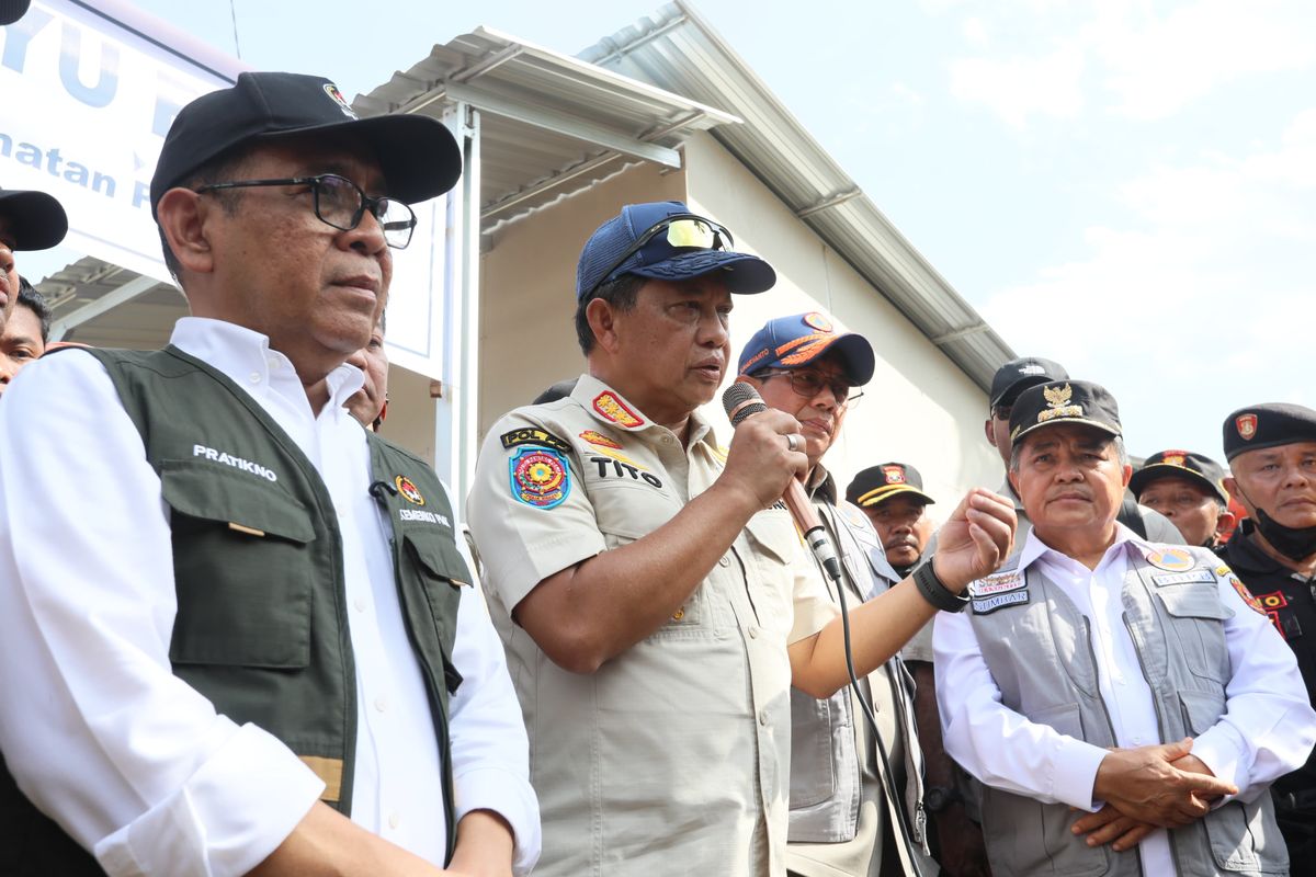 Ketua Satuan Tugas (Kasatgas) Percepatan Rehabilitasi dan Rekonstruksi Pascabencana Sumatera Muhammad Tito Karnavian dalam konferensi pers peresmian huntara di Kabupaten Agam, Sumbar, Sabtu (24/1/2026).
