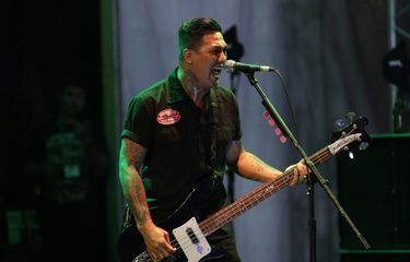 Lirik dan Chord Lagu Aku Anak Indonesia - Superman Is Dead, OST ...