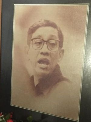 Mantan Menteri Keuangan Mar'ie Muhammad meninggal dunia di usia 77 tahun. Sebelumnya almarhum sempat dirawat di RS Pusat Otak Nasional Jakarta. Almarhum Mar'ie dimakamkan di TPU Tanah Kusir Jakarta Selatan, 11 Desember 2016.