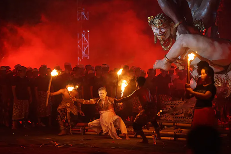 Penjor Festival 2023 di GWK Cultrural Park Bali