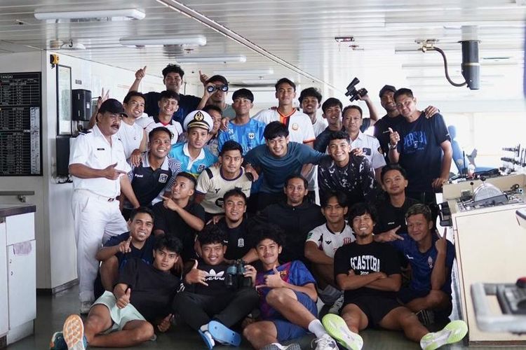 Terkendala Tiket Pesawat, Skuat Persiba Pulang dari Lamongan ke Balikpapan Naik Kapal Pelni