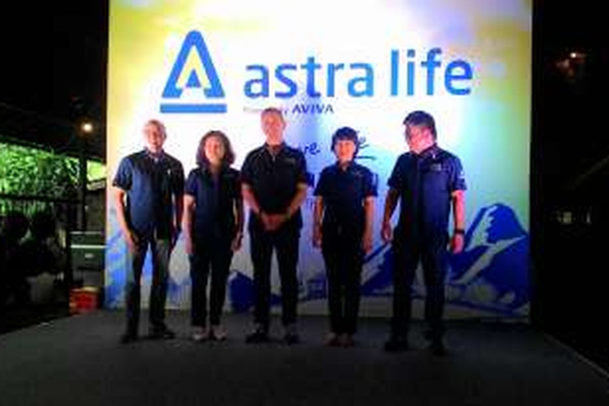 Direksi PT Astra Aviva Life dalam media gathering di MesaStila Hotel and Resort, Grabag, Magelang, Kamis (3/3/2016).