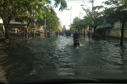 Hujan Deras, Kota Semarang Dibanjiri Genangan