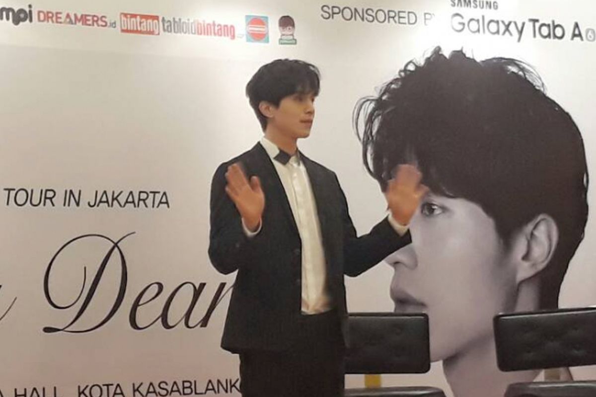 Lee Dong Wook dalam jumpa pers di Kasablanka Hall, Kota Kasablanka, Jakarta Selatan, Jumat (19/5/2017) siang. 