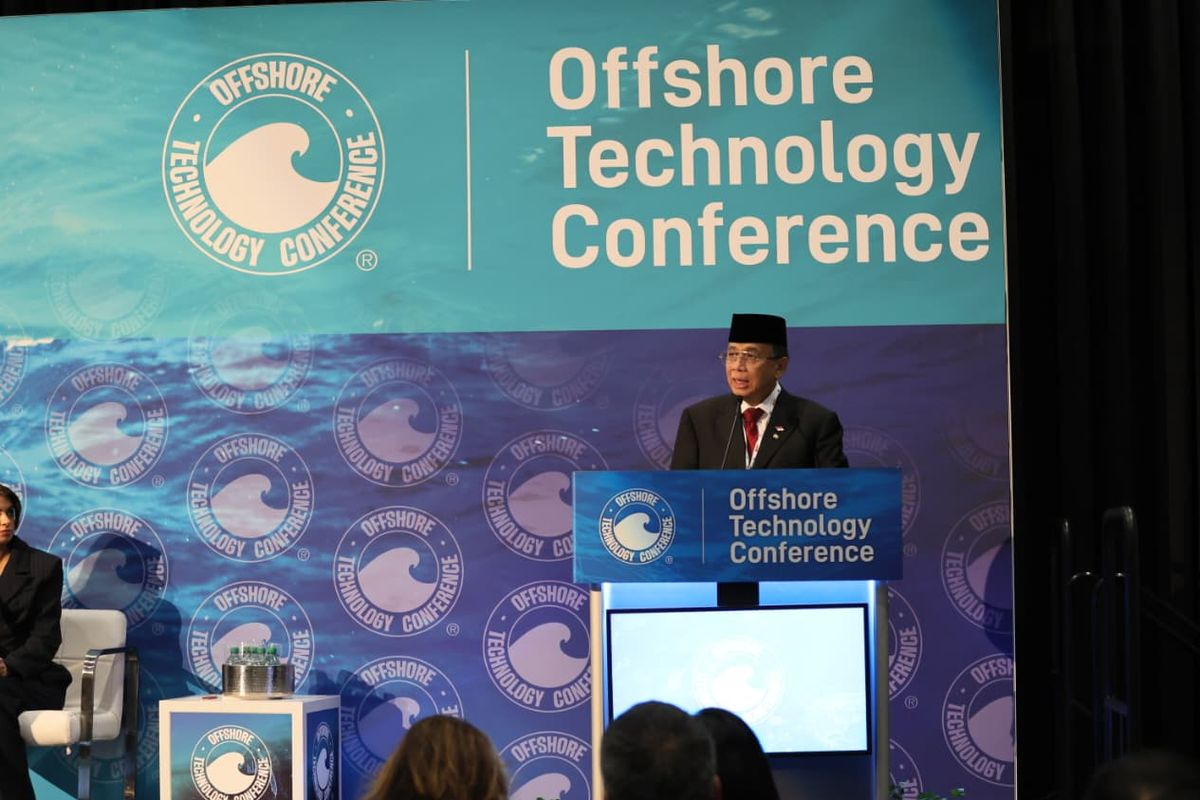  Duta Besar Republik Indonesia untuk Amerika Serikat, Indroyono Susilo, menegaskan kesiapan Indonesia dalam menarik investasi energi melalui penguatan kebijakan dan kolaborasi global pada forum OTC Houston.