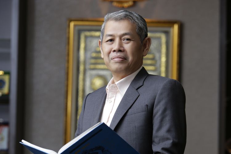 Rektor Uhamka Prof. Gunawan Suryoputro 
