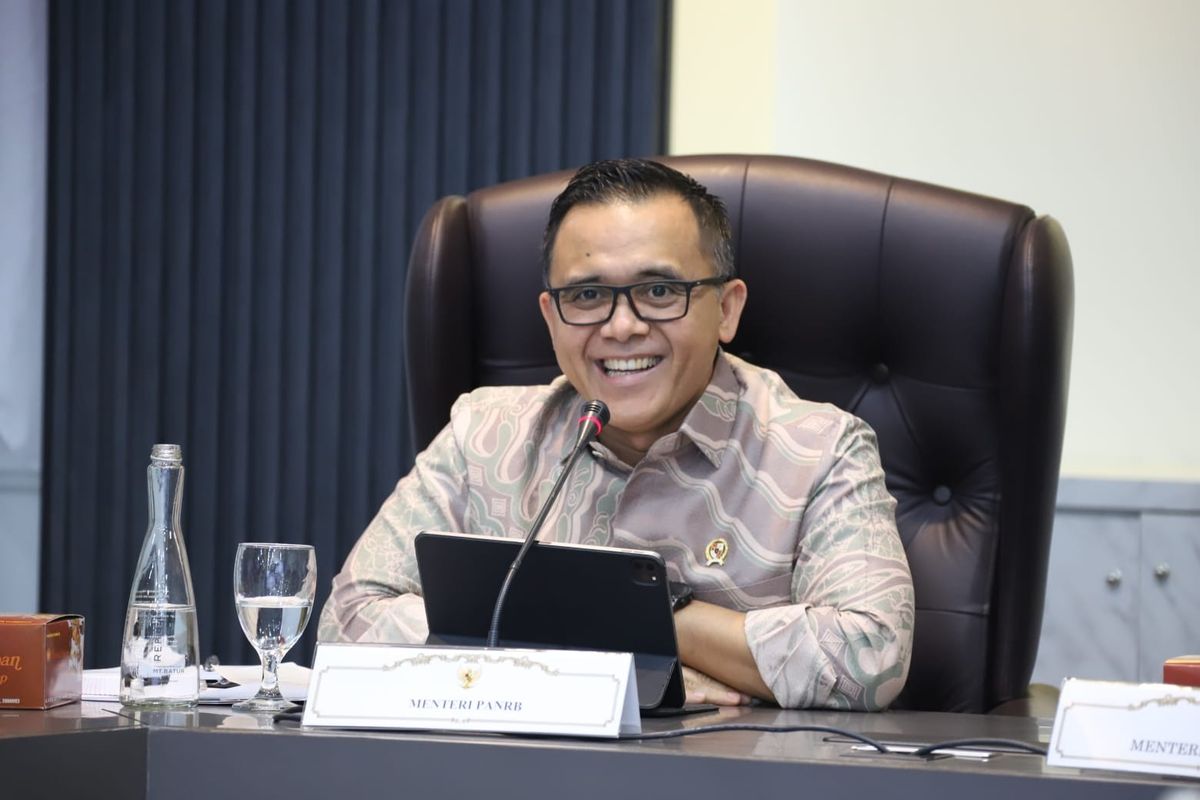 Menteri Pendayagunaan Aparatur Sipil Negara Reformasi Birokrasi (Menpan-RB) Abdullah Azwar Anas di Kantor Kementerian Agama (Kemenag), Jumat (4/8/2023).
